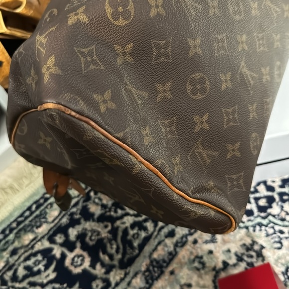 Vintage Louis Vuitton Speedy size 30 - Picture 5 of 9